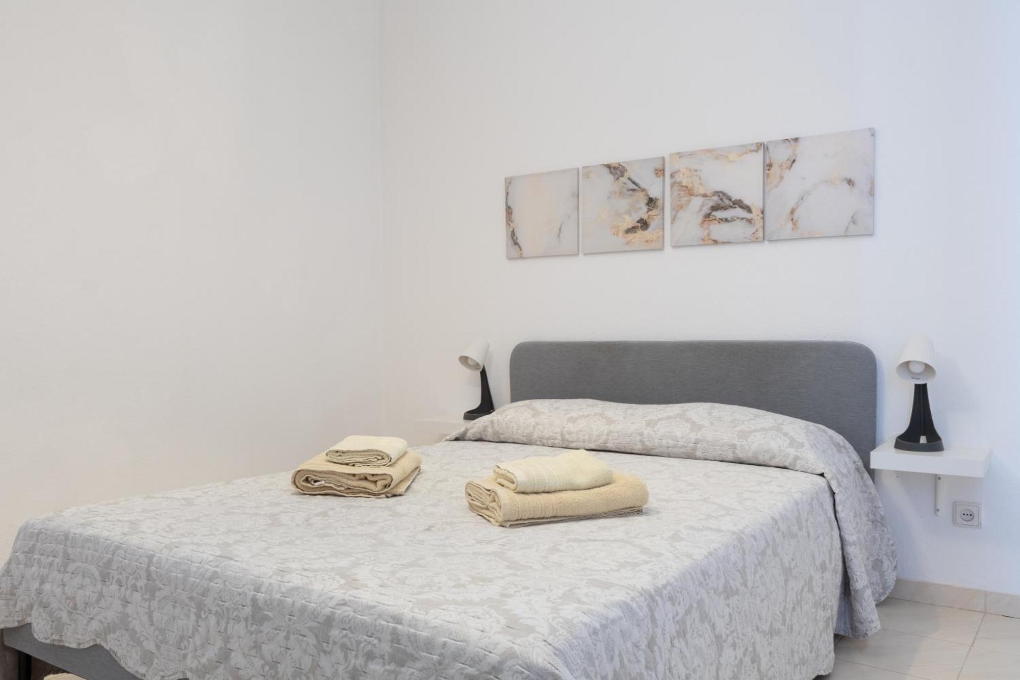 Blife Martinya House - Private Rooms And Apartments Olhão Eksteriør billede