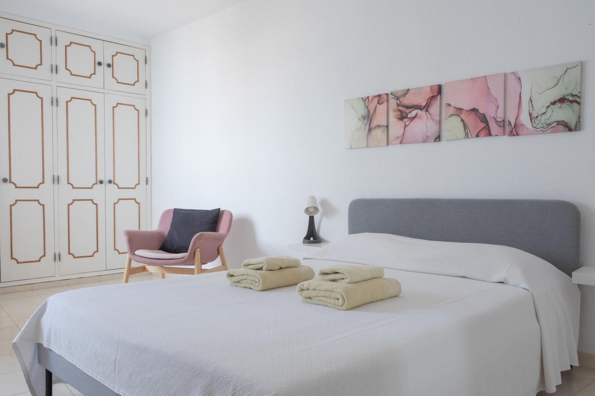 Blife Martinya House - Private Rooms And Apartments Olhão Eksteriør billede